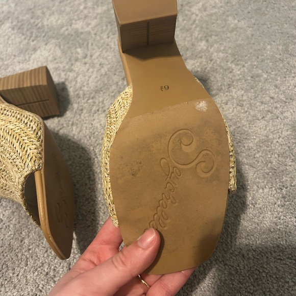 Seychelles Platform Sandals - Picture 4 of 4